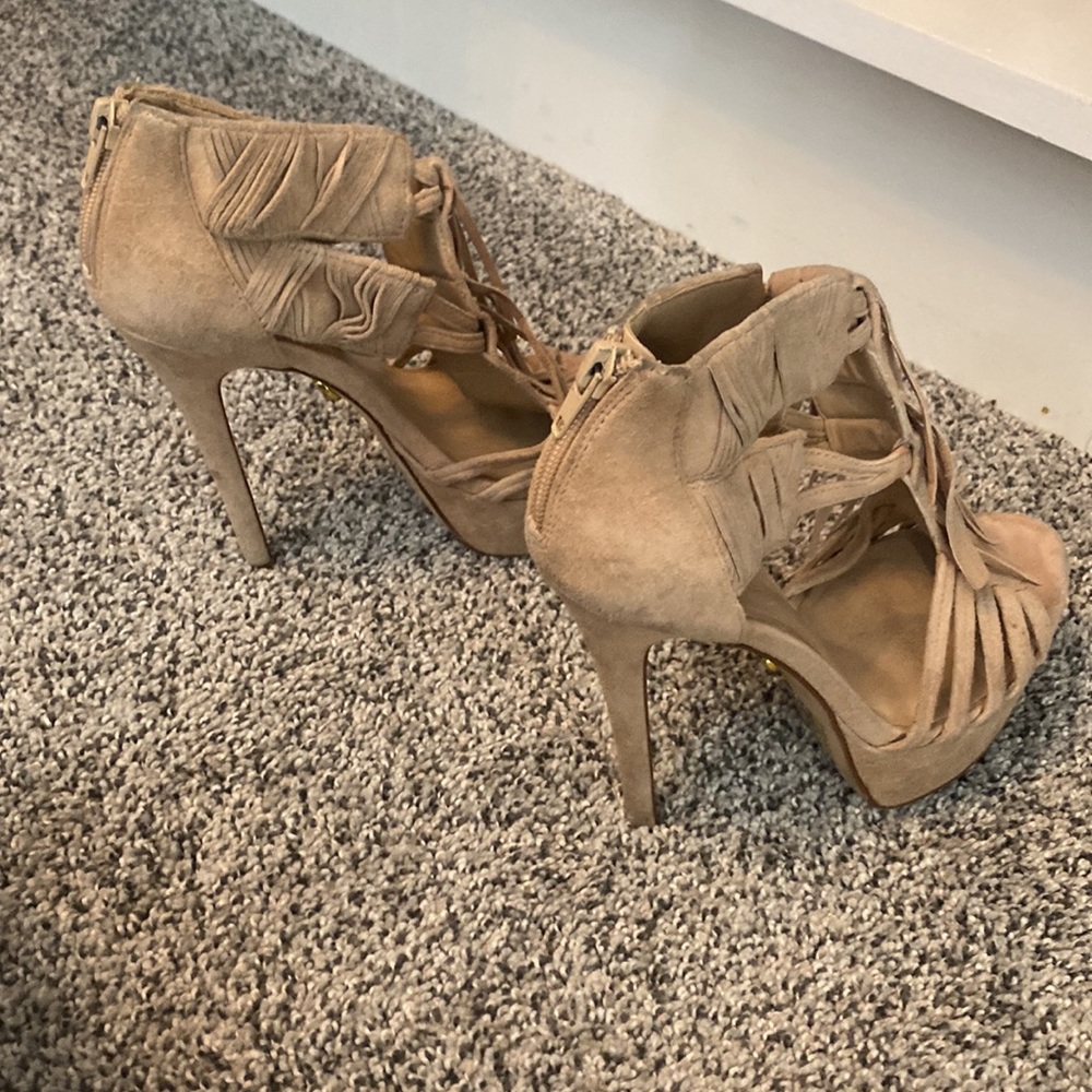 Bebe heels - Picture 2 of 4